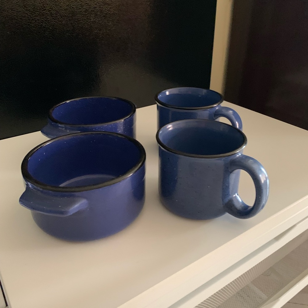 Von Pok & Chang stoneware